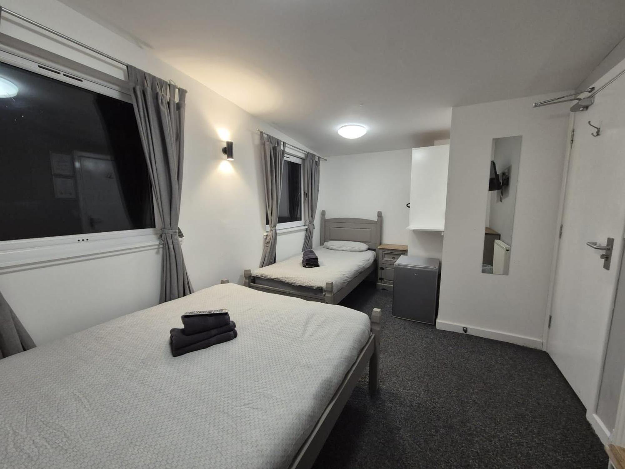 The Queens Hotel Cardenden Εξωτερικό φωτογραφία